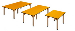 Table rectangle crèche