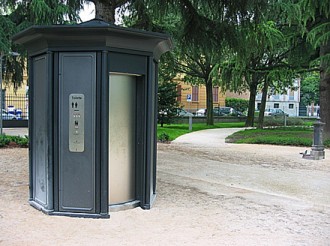 Toilette automatique