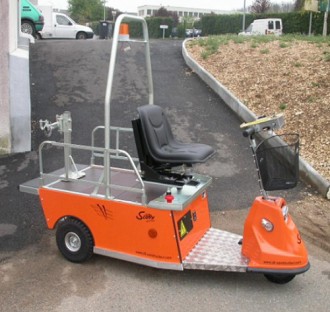 Tracteur transporteur électrique - Devis sur Techni-Contact.com - 1