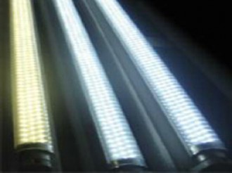 Tube néon LED pour entrepot