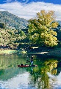 Vélo nautique sur planche de paddle gonflable avec porte-canne à pêche - Devis sur Techni-Contact.com - 1